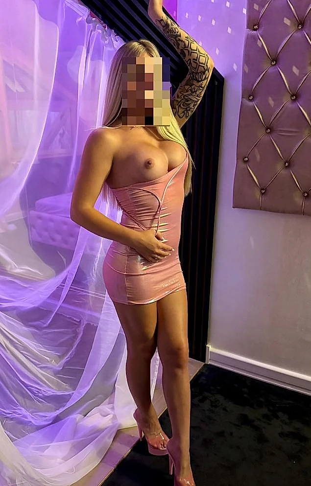 Denisa - Berlin VIP Escort Bayan