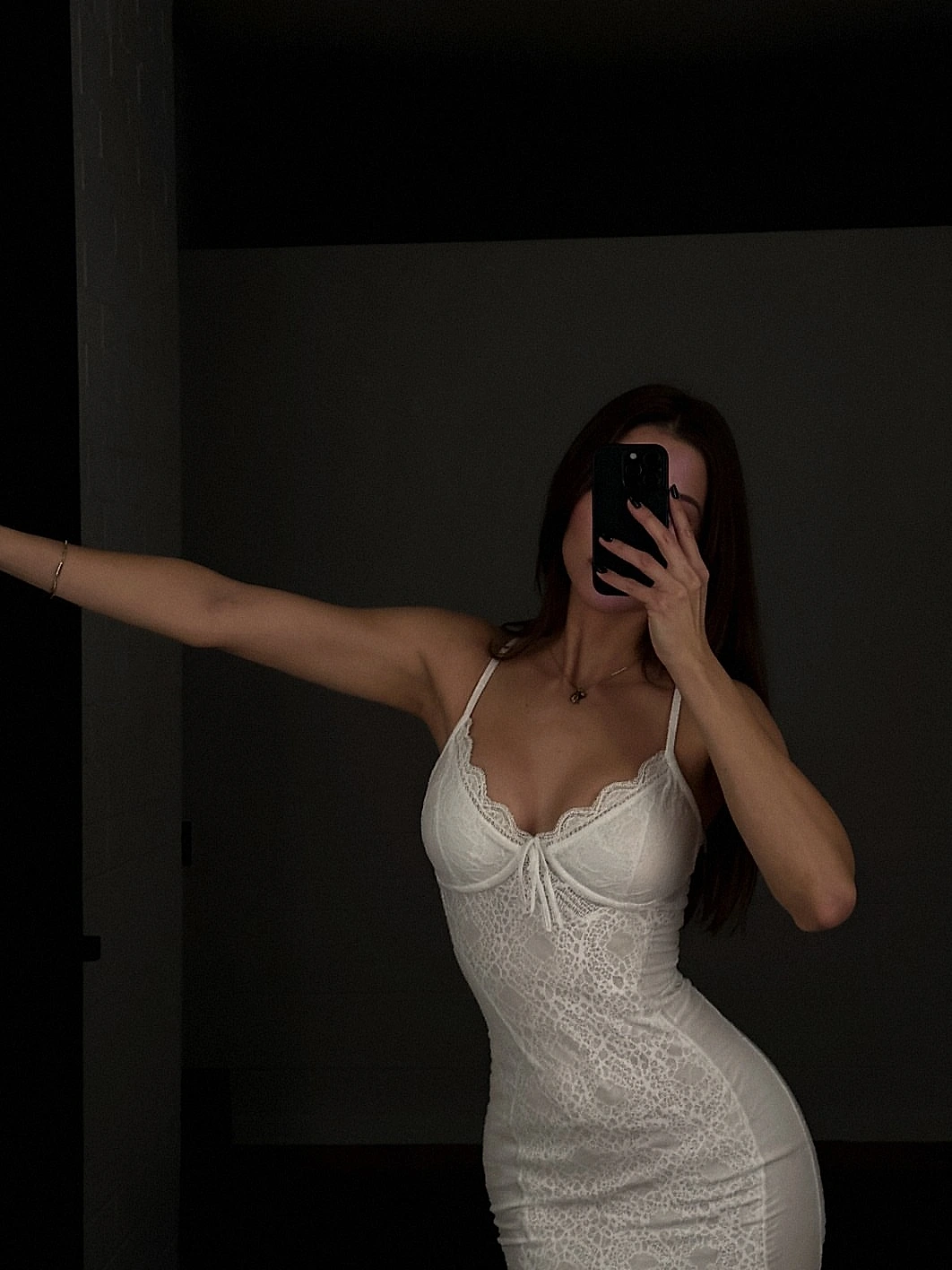 Alina - İstanbul VIP Escort Bayan